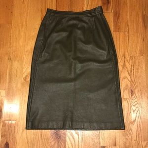 RARE Vintage Elizabeth Arden Leather Skirt!!